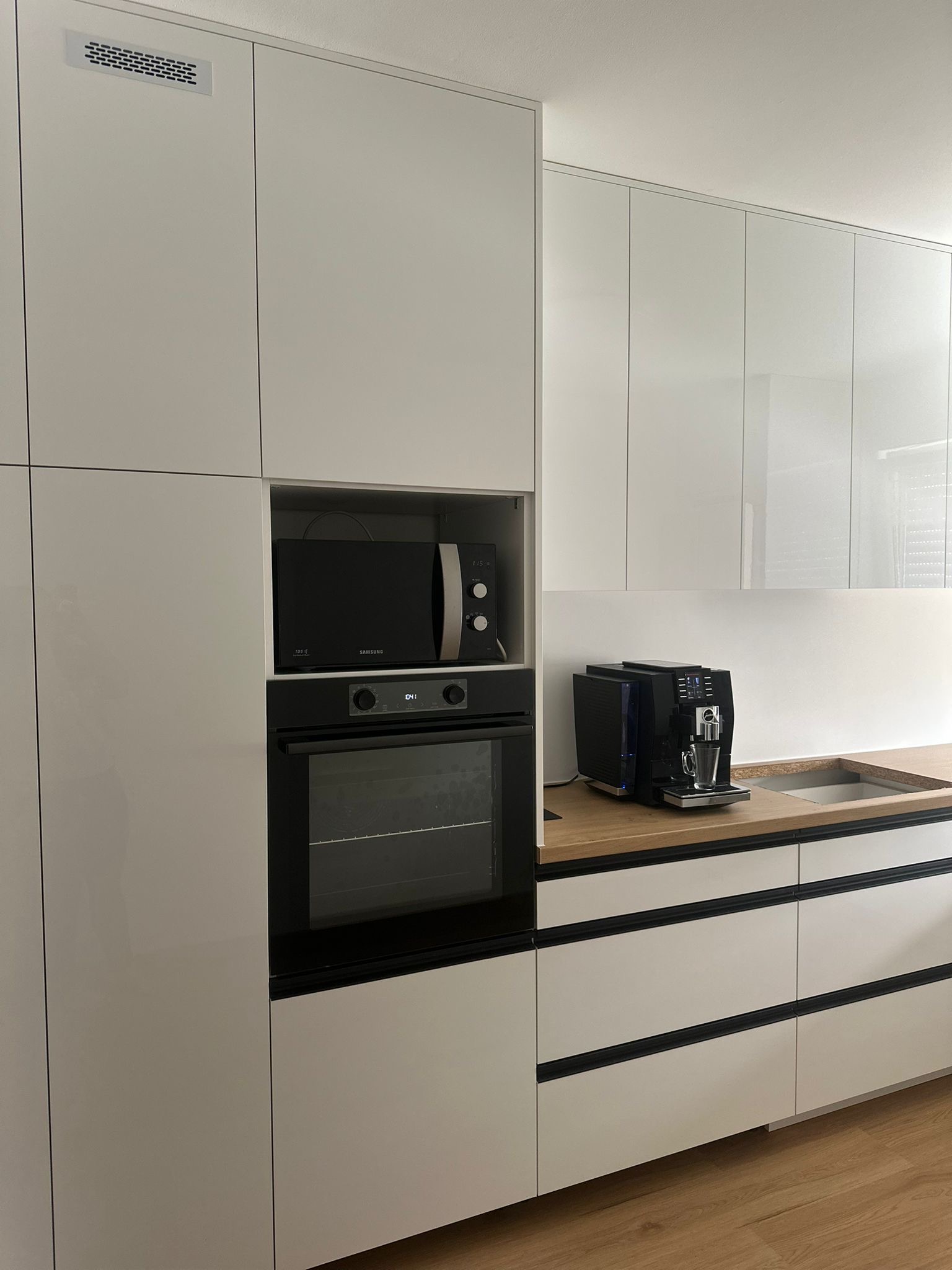 2-wysoka-zabudowa-kuchenna